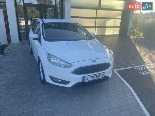 Белый Форд Фокус, объемом двигателя 1 л и пробегом 92 тыс. км за 11000 $, фото 8 на Automoto.ua