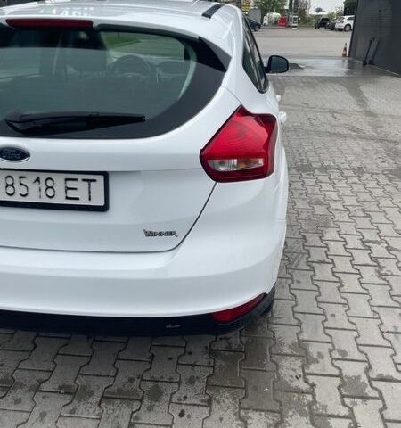 Белый Форд Фокус, объемом двигателя 1.5 л и пробегом 182 тыс. км за 8500 $, фото 7 на Automoto.ua