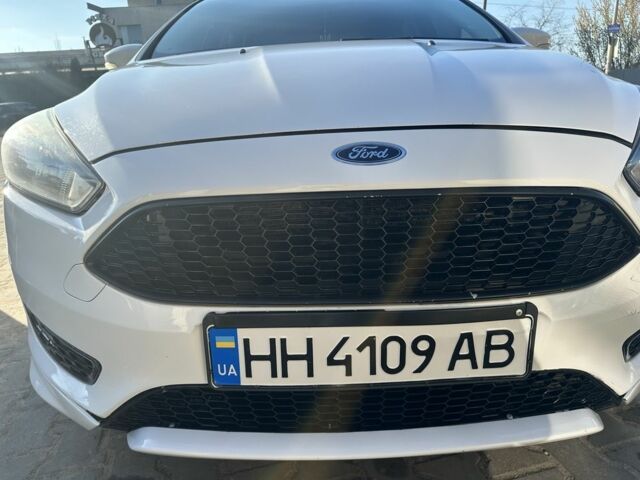 Белый Форд Фокус, объемом двигателя 2 л и пробегом 158 тыс. км за 8800 $, фото 12 на Automoto.ua