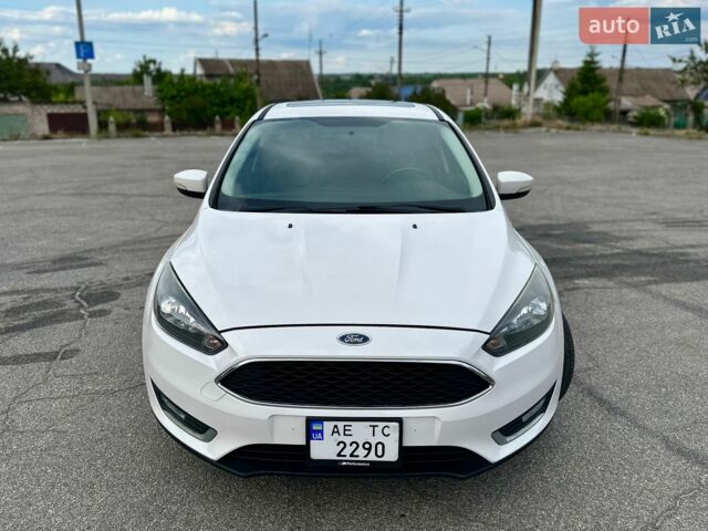 Белый Форд Фокус, объемом двигателя 2 л и пробегом 105 тыс. км за 10700 $, фото 9 на Automoto.ua
