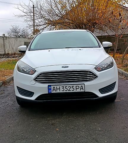 Білий Форд Фокус, об'ємом двигуна 2 л та пробігом 189 тис. км за 8600 $, фото 6 на Automoto.ua