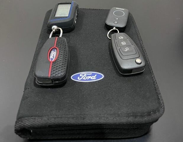 Білий Форд Фокус, об'ємом двигуна 1.6 л та пробігом 58 тис. км за 9400 $, фото 27 на Automoto.ua