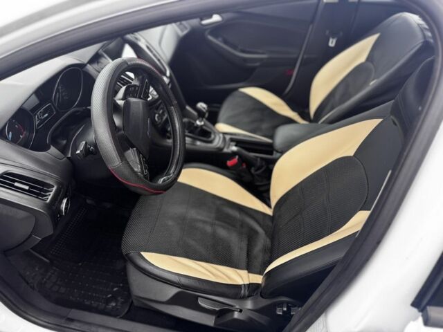 Белый Форд Фокус, объемом двигателя 1.5 л и пробегом 211 тыс. км за 9800 $, фото 5 на Automoto.ua