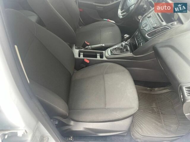 Белый Форд Фокус, объемом двигателя 1.5 л и пробегом 182 тыс. км за 8500 $, фото 14 на Automoto.ua