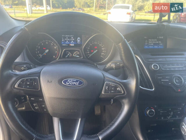 Белый Форд Фокус, объемом двигателя 1 л и пробегом 92 тыс. км за 11000 $, фото 3 на Automoto.ua