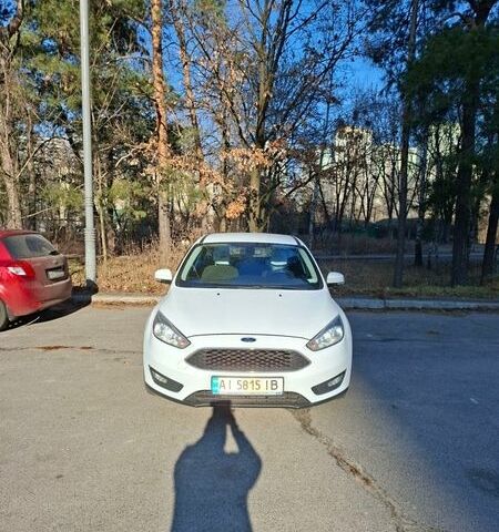 Белый Форд Фокус, объемом двигателя 1 л и пробегом 108 тыс. км за 9500 $, фото 8 на Automoto.ua
