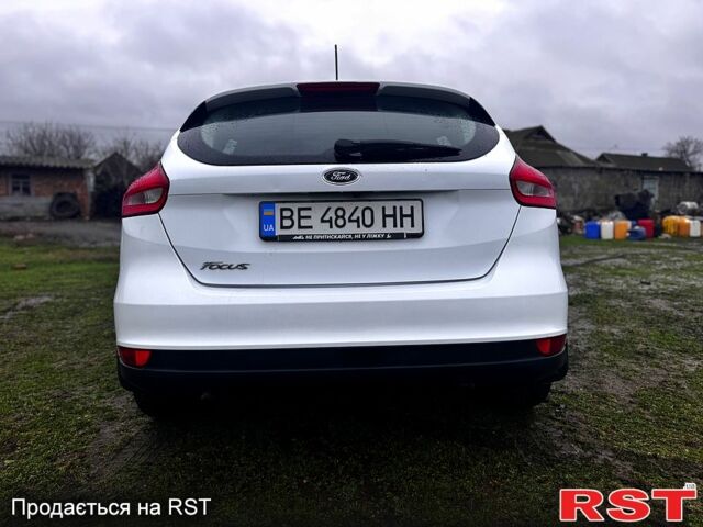 Белый Форд Фокус, объемом двигателя 1.5 л и пробегом 211 тыс. км за 9800 $, фото 1 на Automoto.ua