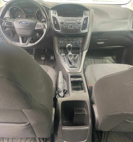 Белый Форд Фокус, объемом двигателя 1.5 л и пробегом 182 тыс. км за 8500 $, фото 12 на Automoto.ua