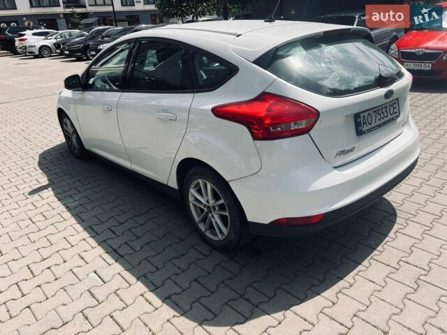 Білий Форд Фокус, об'ємом двигуна 1 л та пробігом 55 тис. км за 10500 $, фото 2 на Automoto.ua