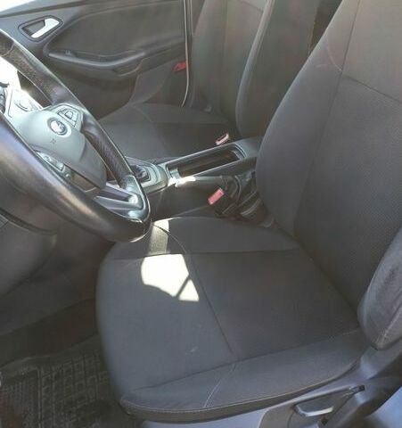 Білий Форд Фокус, об'ємом двигуна 1.6 л та пробігом 124 тис. км за 10400 $, фото 19 на Automoto.ua