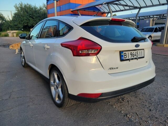 Белый Форд Фокус, объемом двигателя 2 л и пробегом 130 тыс. км за 8200 $, фото 3 на Automoto.ua