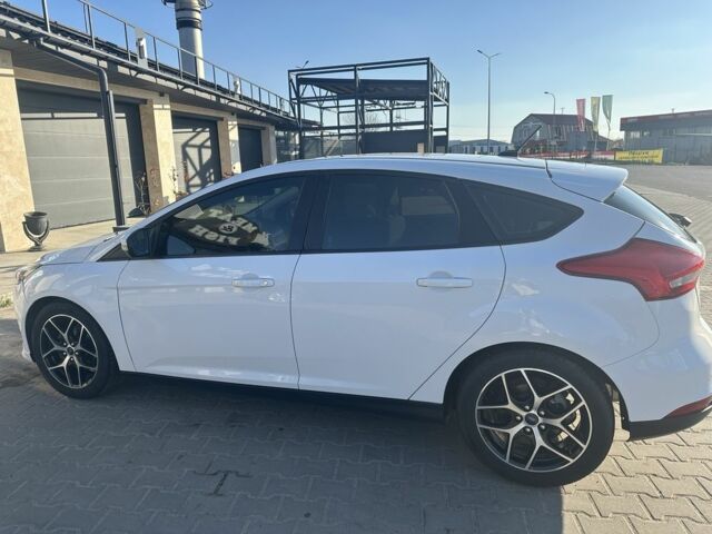 Белый Форд Фокус, объемом двигателя 2 л и пробегом 158 тыс. км за 8800 $, фото 20 на Automoto.ua