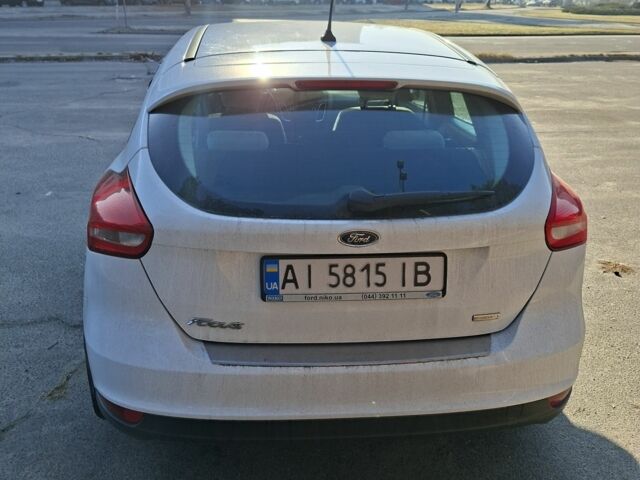 Белый Форд Фокус, объемом двигателя 1 л и пробегом 108 тыс. км за 9200 $, фото 2 на Automoto.ua
