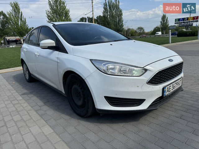 Белый Форд Фокус, объемом двигателя 1.6 л и пробегом 162 тыс. км за 8750 $, фото 1 на Automoto.ua