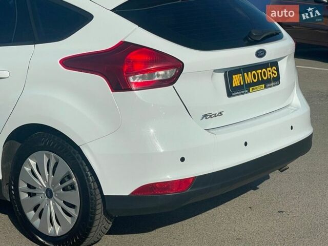 Білий Форд Фокус, об'ємом двигуна 1.6 л та пробігом 141 тис. км за 9500 $, фото 24 на Automoto.ua