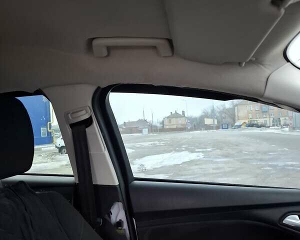 Білий Форд Фокус, об'ємом двигуна 1.6 л та пробігом 186 тис. км за 5300 $, фото 34 на Automoto.ua