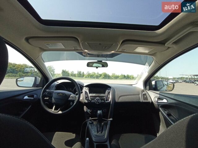 Белый Форд Фокус, объемом двигателя 2 л и пробегом 126 тыс. км за 8200 $, фото 4 на Automoto.ua