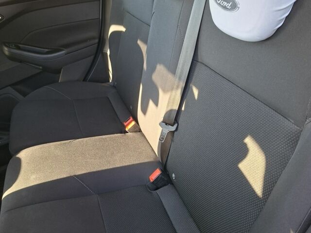 Белый Форд Фокус, объемом двигателя 1 л и пробегом 108 тыс. км за 9200 $, фото 11 на Automoto.ua