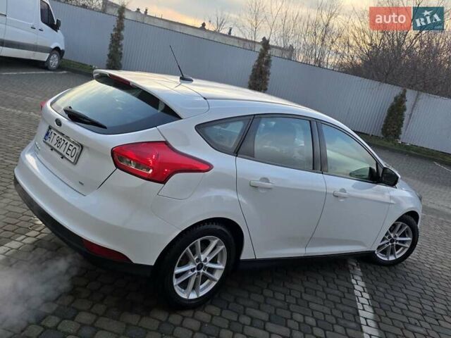 Белый Форд Фокус, объемом двигателя 2 л и пробегом 149 тыс. км за 7650 $, фото 17 на Automoto.ua