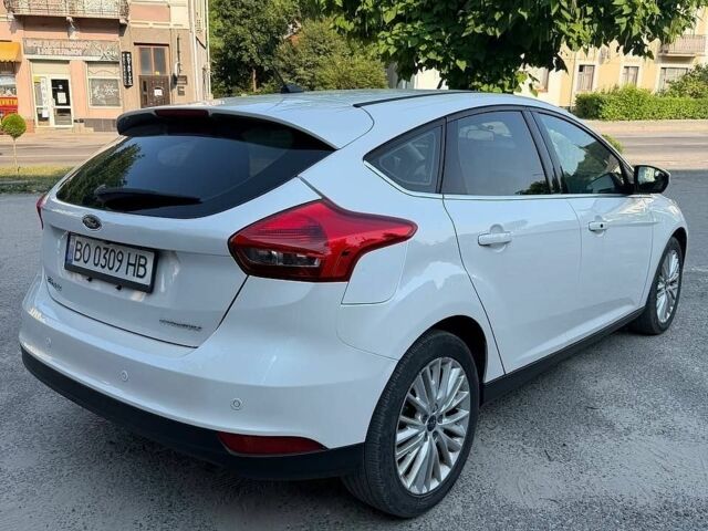 Белый Форд Фокус, объемом двигателя 2 л и пробегом 133 тыс. км за 9900 $, фото 1 на Automoto.ua