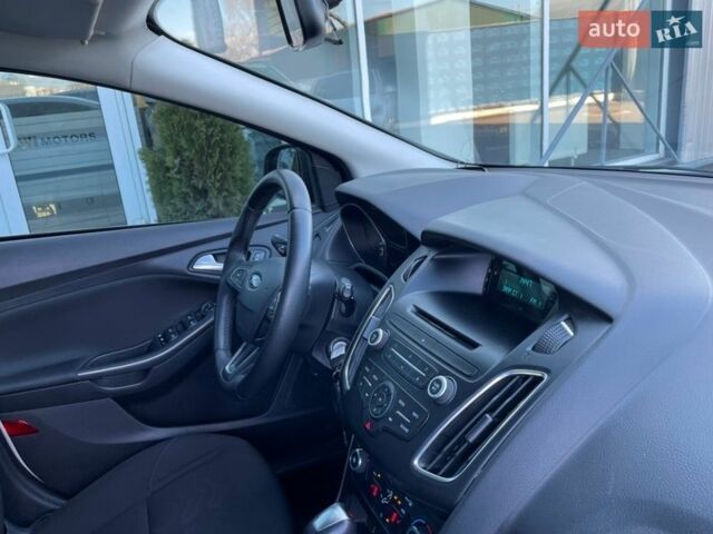 Білий Форд Фокус, об'ємом двигуна 1.6 л та пробігом 141 тис. км за 9500 $, фото 52 на Automoto.ua