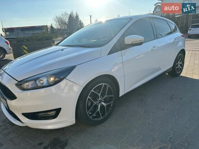 Белый Форд Фокус, объемом двигателя 2 л и пробегом 158 тыс. км за 8800 $, фото 17 на Automoto.ua