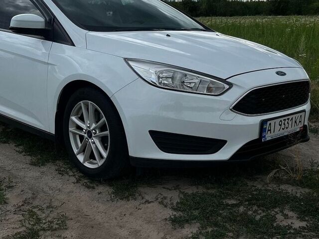 Білий Форд Фокус, об'ємом двигуна 1.6 л та пробігом 127 тис. км за 13300 $, фото 23 на Automoto.ua
