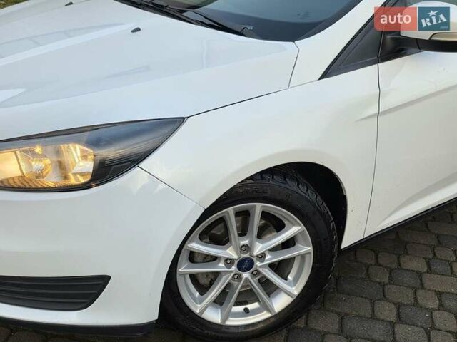 Белый Форд Фокус, объемом двигателя 2 л и пробегом 149 тыс. км за 7650 $, фото 22 на Automoto.ua
