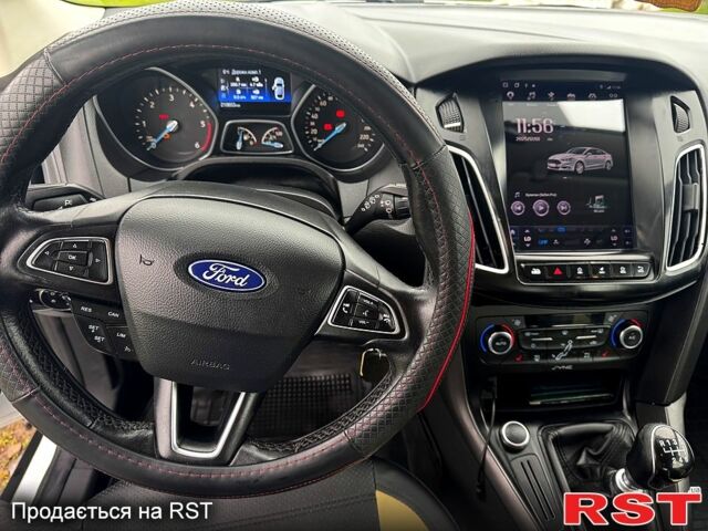 Белый Форд Фокус, объемом двигателя 1.5 л и пробегом 211 тыс. км за 9800 $, фото 4 на Automoto.ua