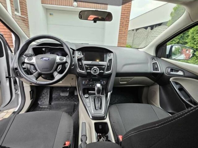 Білий Форд Фокус, об'ємом двигуна 0 л та пробігом 79 тис. км за 7200 $, фото 1 на Automoto.ua