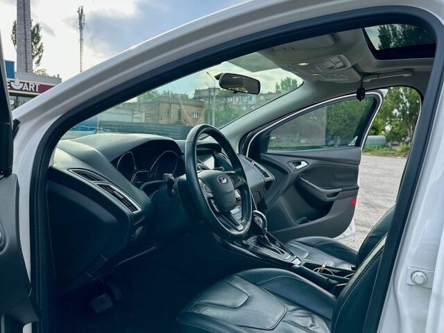 Белый Форд Фокус, объемом двигателя 2 л и пробегом 105 тыс. км за 10700 $, фото 11 на Automoto.ua