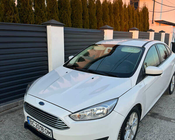 Белый Форд Фокус, объемом двигателя 2 л и пробегом 58 тыс. км за 6850 $, фото 7 на Automoto.ua