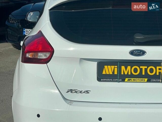 Білий Форд Фокус, об'ємом двигуна 1.6 л та пробігом 141 тис. км за 9500 $, фото 14 на Automoto.ua