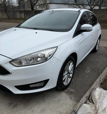 Белый Форд Фокус, объемом двигателя 1 л и пробегом 212 тыс. км за 8450 $, фото 1 на Automoto.ua