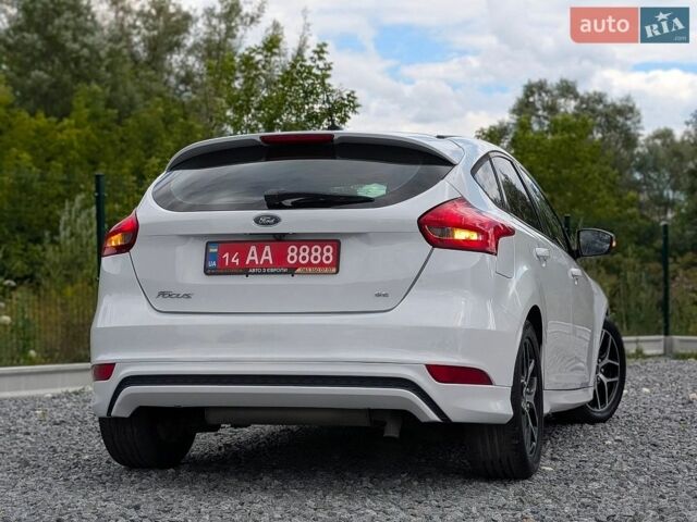 Білий Форд Фокус, об'ємом двигуна 2 л та пробігом 160 тис. км за 7950 $, фото 3 на Automoto.ua