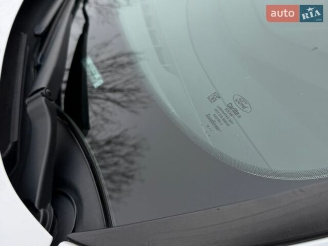 Белый Форд Фокус, объемом двигателя 2 л и пробегом 111 тыс. км за 7999 $, фото 11 на Automoto.ua