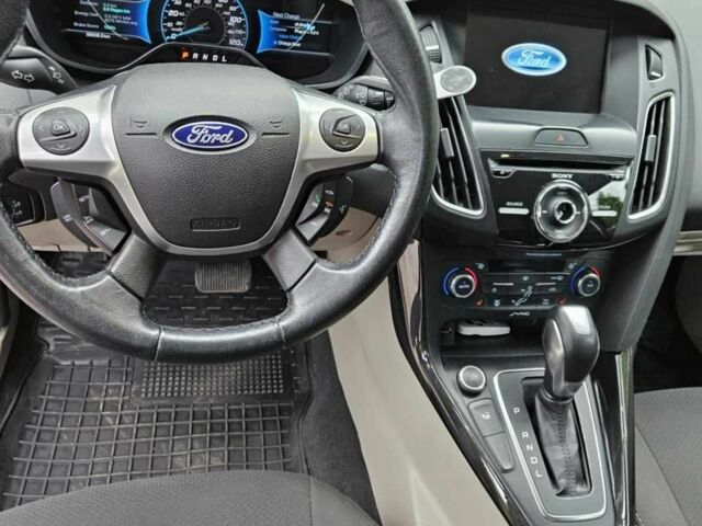 Білий Форд Фокус, об'ємом двигуна 0 л та пробігом 79 тис. км за 7200 $, фото 6 на Automoto.ua