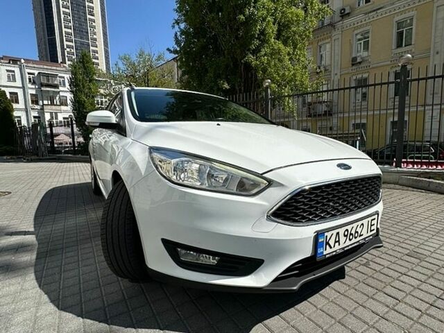 Білий Форд Фокус, об'ємом двигуна 1 л та пробігом 123 тис. км за 7500 $, фото 16 на Automoto.ua