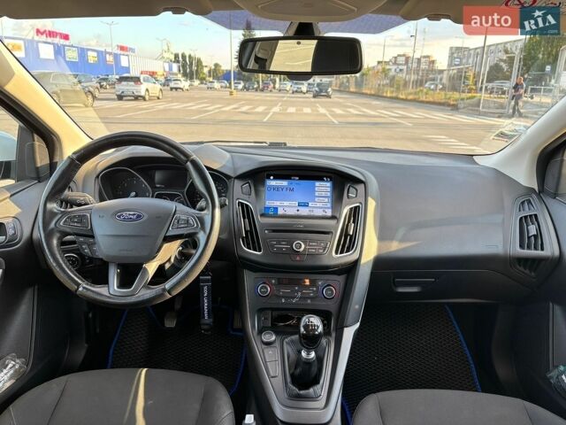 Білий Форд Фокус, об'ємом двигуна 1.5 л та пробігом 157 тис. км за 8800 $, фото 21 на Automoto.ua