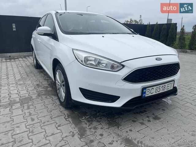 Білий Форд Фокус, об'ємом двигуна 1.5 л та пробігом 168 тис. км за 8800 $, фото 4 на Automoto.ua