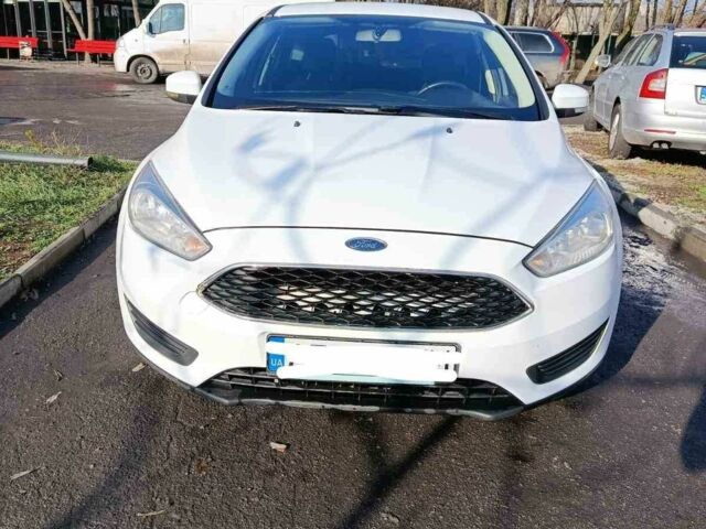 Белый Форд Фокус, объемом двигателя 1.6 л и пробегом 112 тыс. км за 9000 $, фото 1 на Automoto.ua