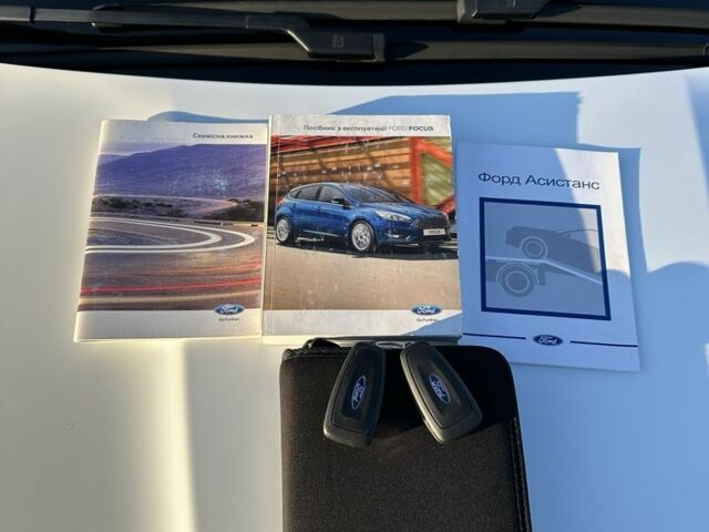 Белый Форд Фокус, объемом двигателя 1.6 л и пробегом 131 тыс. км за 9200 $, фото 7 на Automoto.ua