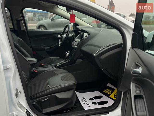 Белый Форд Фокус, объемом двигателя 0 л и пробегом 136 тыс. км за 11800 $, фото 22 на Automoto.ua