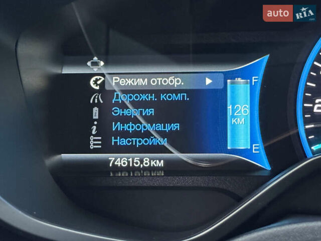 Белый Форд Фокус, объемом двигателя 0 л и пробегом 74 тыс. км за 9999 $, фото 102 на Automoto.ua