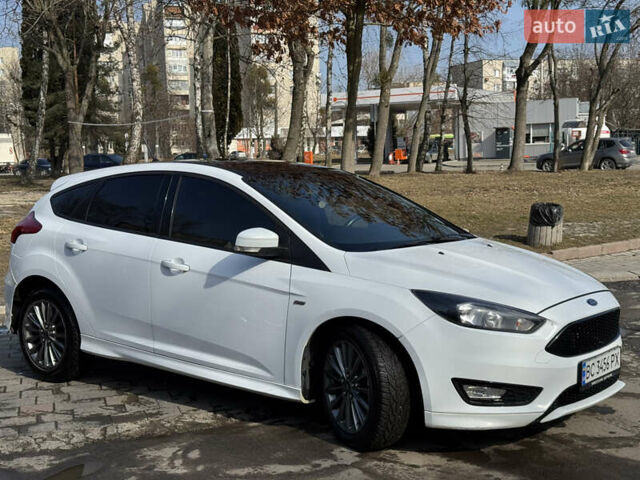 Белый Форд Фокус, объемом двигателя 1.5 л и пробегом 205 тыс. км за 11000 $, фото 7 на Automoto.ua
