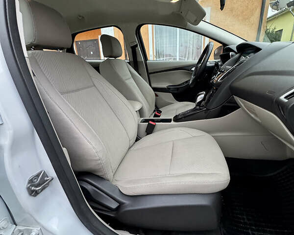 Белый Форд Фокус, объемом двигателя 0 л и пробегом 74 тыс. км за 9999 $, фото 76 на Automoto.ua