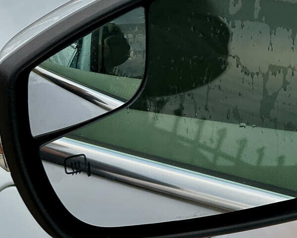 Белый Форд Фокус, объемом двигателя 0 л и пробегом 74 тыс. км за 9999 $, фото 12 на Automoto.ua