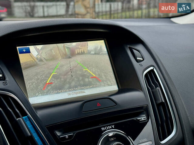 Белый Форд Фокус, объемом двигателя 0 л и пробегом 74 тыс. км за 9999 $, фото 34 на Automoto.ua