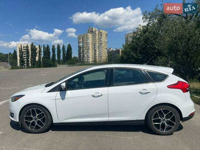 Белый Форд Фокус, объемом двигателя 2 л и пробегом 71 тыс. км за 13365 $, фото 2 на Automoto.ua