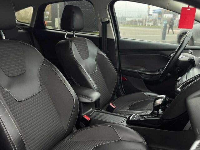 Белый Форд Фокус, объемом двигателя 0 л и пробегом 136 тыс. км за 11800 $, фото 8 на Automoto.ua